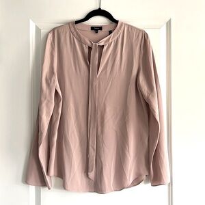 Theory Smooth Silk, Necktie Blouse, Size M, Blush, in Great Condition